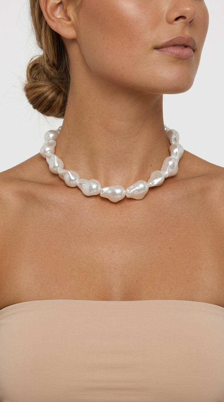 Liora Baroque Pearl Choker