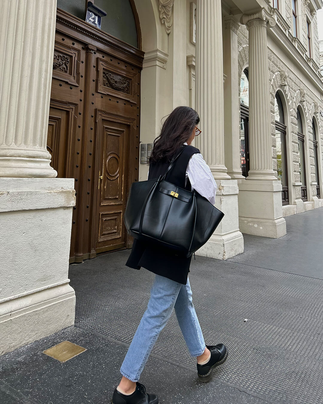 LAIR| Luxe Curve Shopper